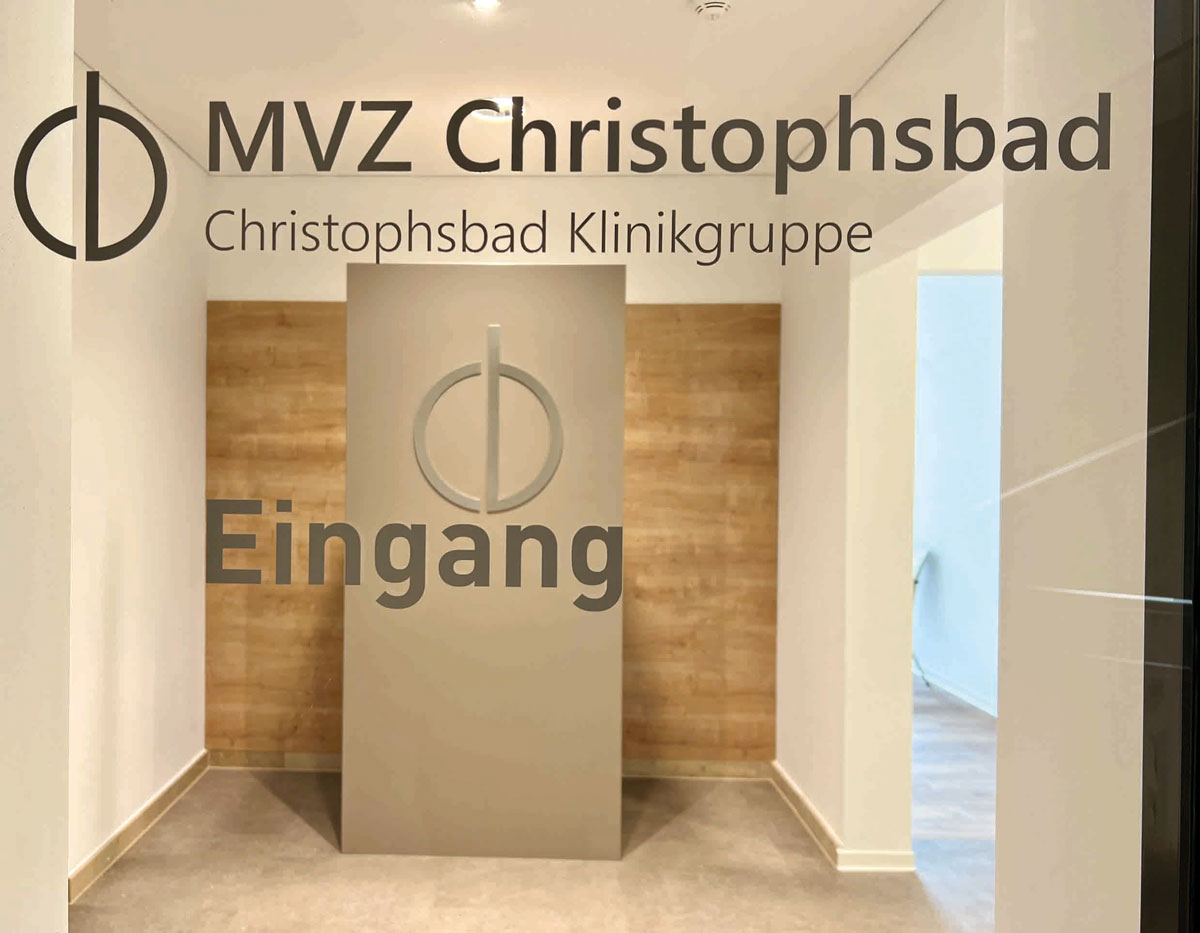 Innere und äußere Fotoaufnahmen der Räumlichkeiten des MVZ Christophsbad Göppingen in der Jahnstraße 30 nach dem Umzug Ende Juli 2023
